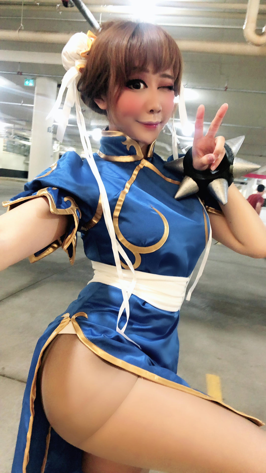 Chun Li Classic (25 Selfies)