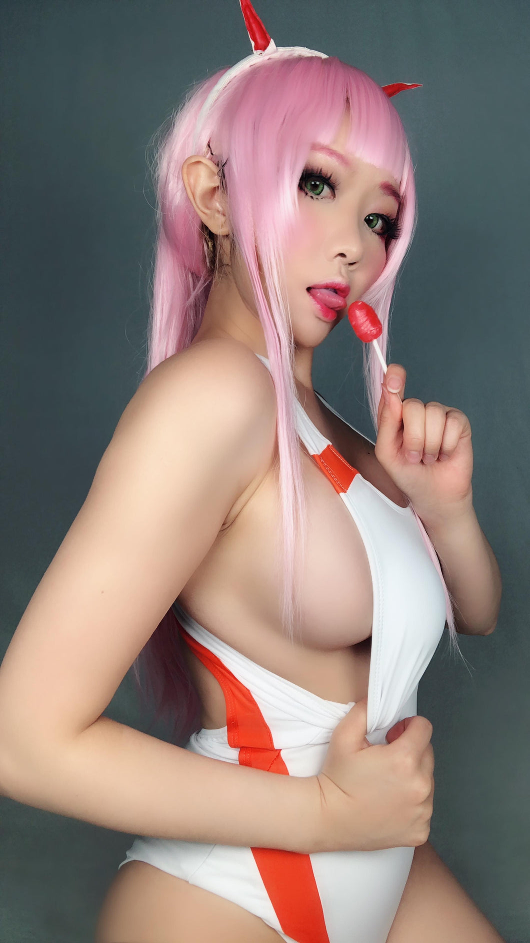 Zero Two Swimsuit (31 Selfies)
